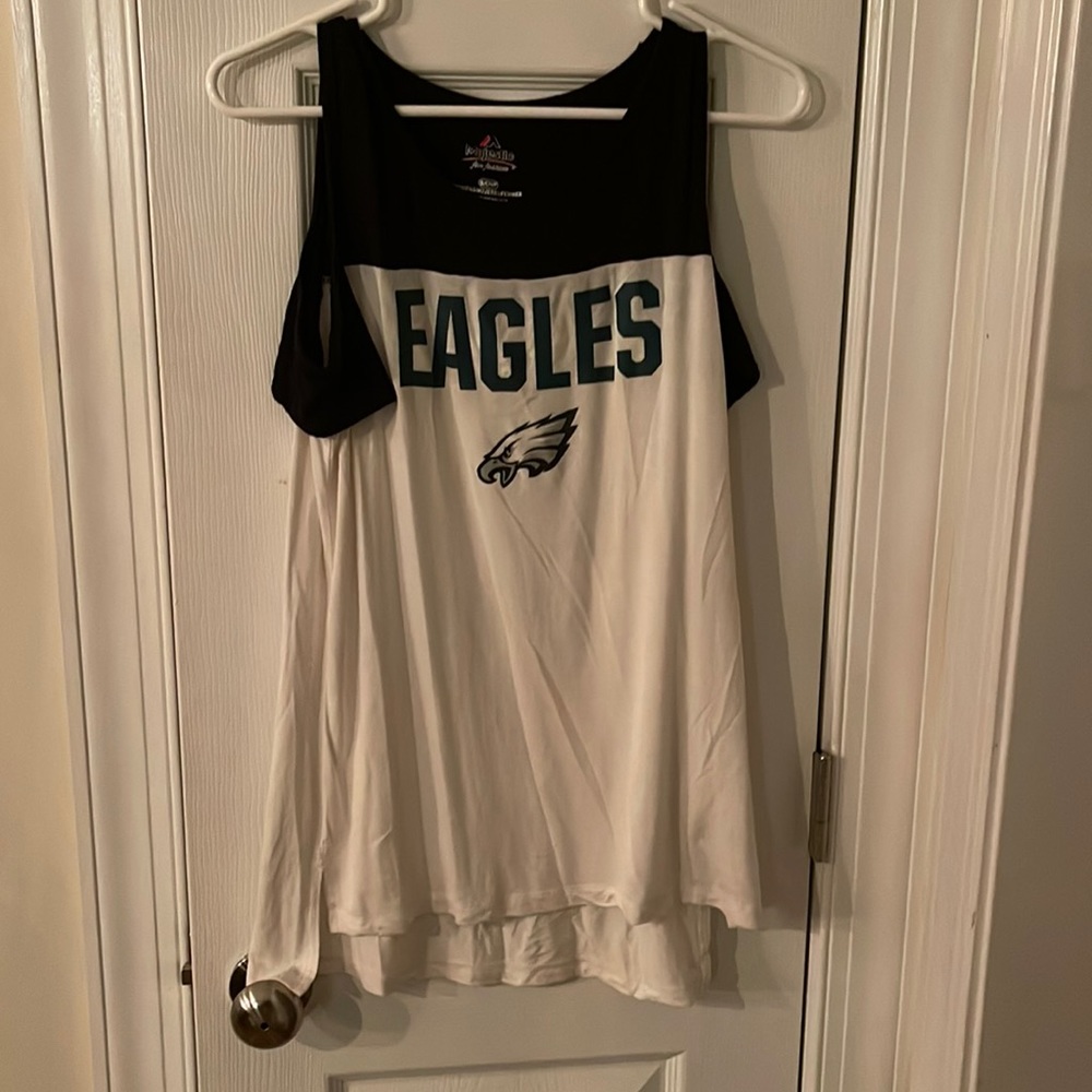 Women’s Philadelphia Eagles shirt